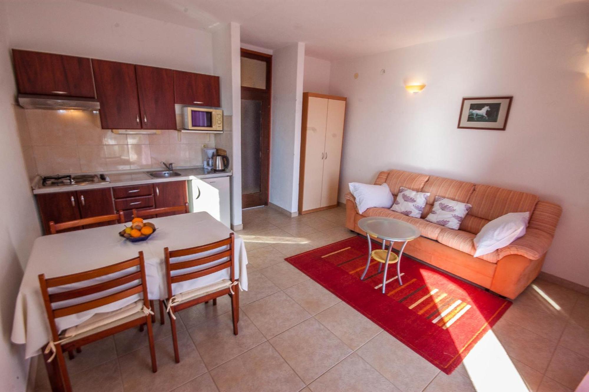 Apartments Rosanda Pakostane Luaran gambar