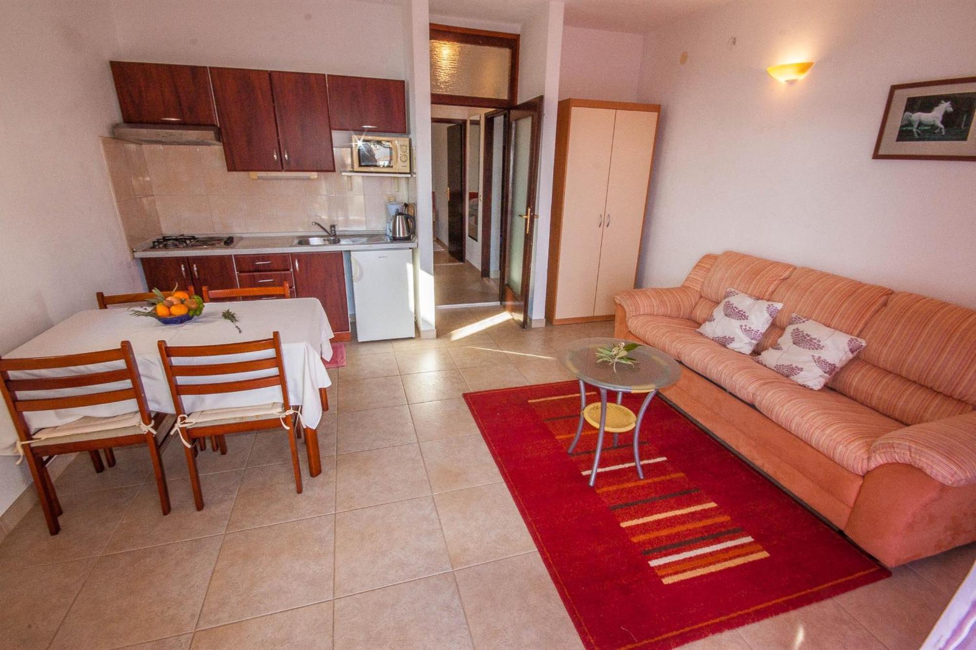Apartments Rosanda Pakostane Luaran gambar